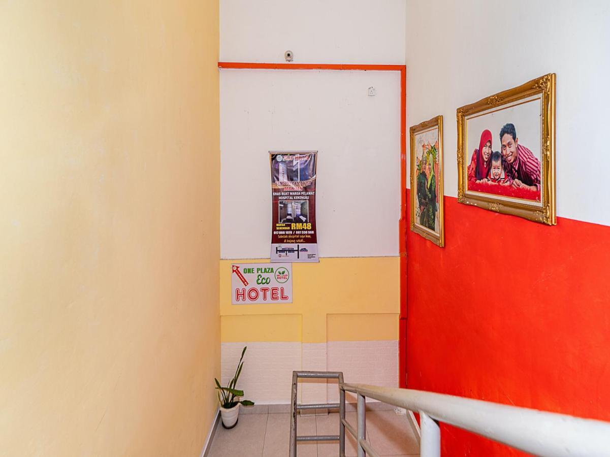Spot On 90042 One Plaza Eco Hotel Keningau Buitenkant foto