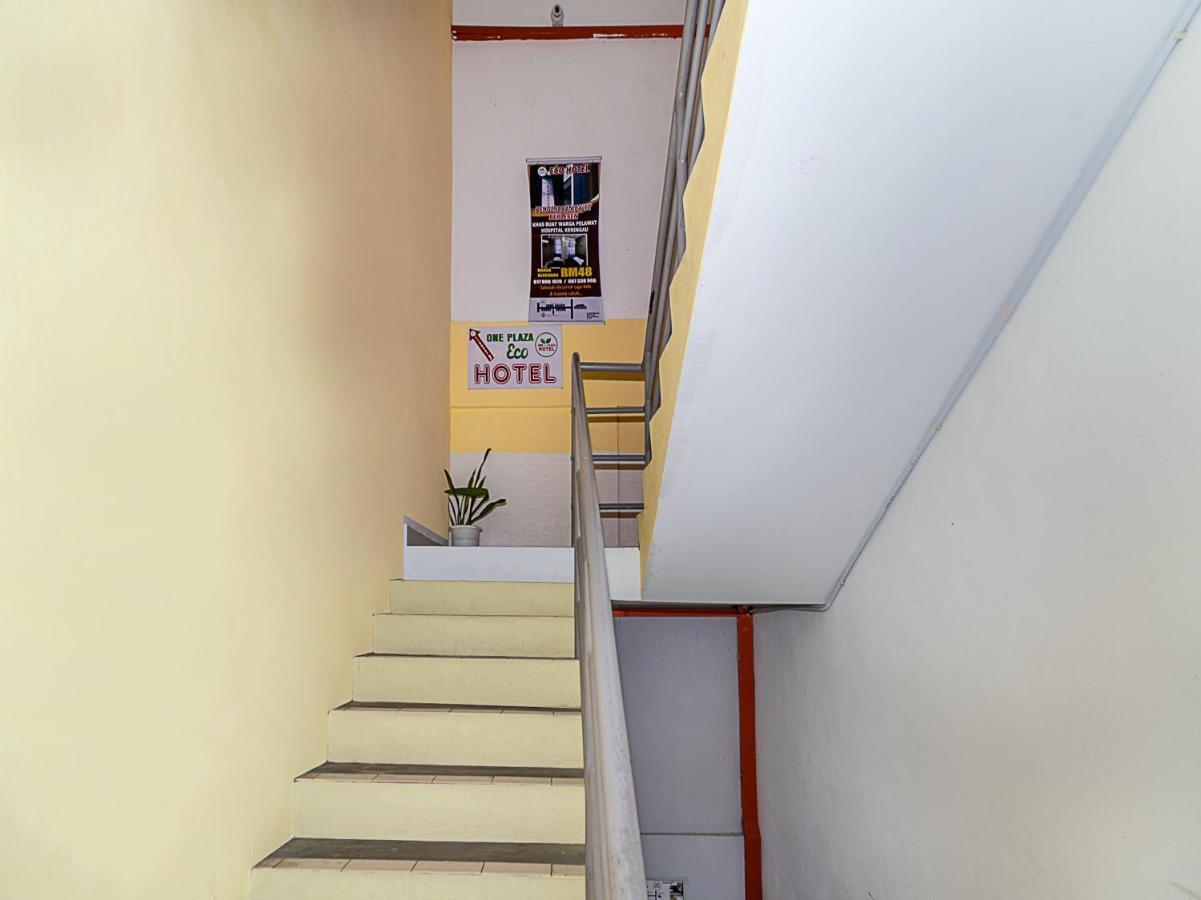 Spot On 90042 One Plaza Eco Hotel Keningau Buitenkant foto